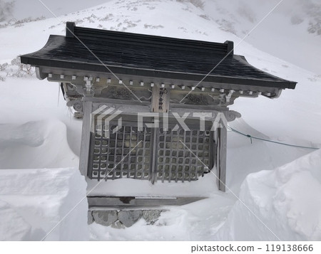 Kisokoma-ga-take Summit Shrine 119138666