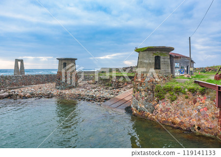 World Heritage Site "Sado Island Gold Mine" Oma Port (Historic Site) Important Cultural Property "Cultural Landscape of Sado Aikawa Mines and Mining Towns" World Heritage Site "Sado Island Gold Mine" Oma Port (Historic Site) Important Cultural Property "Cultural Landscape of Sado Aikawa Mines and Mining Towns" 119141133