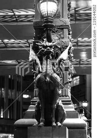 Kirin Statue | Nihonbashi Kirin Statue | Nihonbashi 119144002