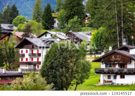 Summer scenery of Cortina d'Ampezzo, Italy Summer scenery of Cortina d'Ampezzo, Italy 119145517