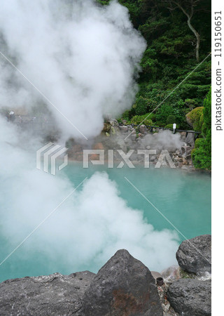 Beppu Sea Hell (vertical composition) 119150651