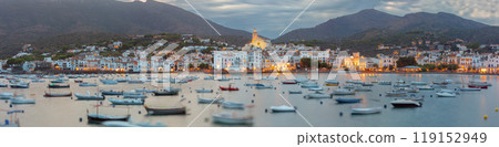 Panoramic view of Cadaques and the bay at sunset, Catalonia, Spain 119152949