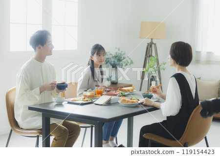 家庭餐桌圖片 119154423