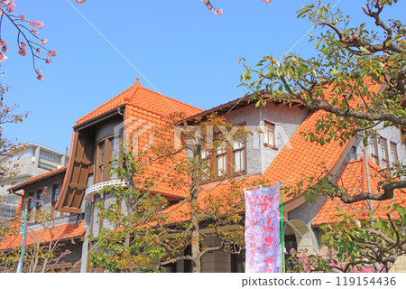 A view of the Futabakan Cultural Path and cherry blossoms in Nagoya, Aichi Prefecture A view of the Futabakan Cultural Path and cherry blossoms in Nagoya, Aichi Prefecture 119154436