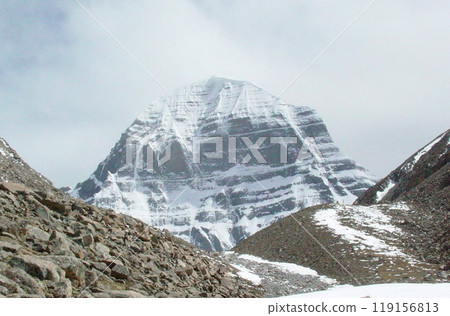 西藏西部，岡仁波齊峰北壁 119156813
