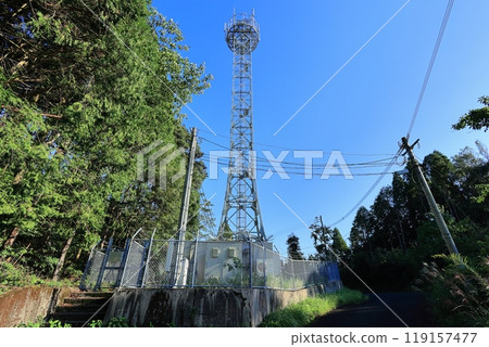 Mobile phone base station 119157477