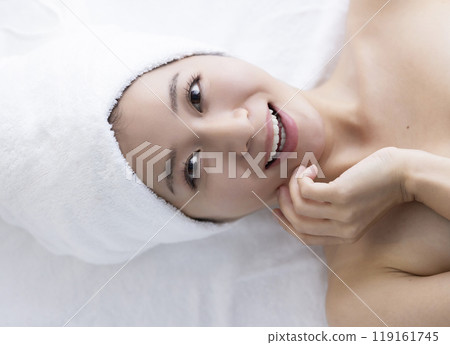 Woman taking care of her face 119161745