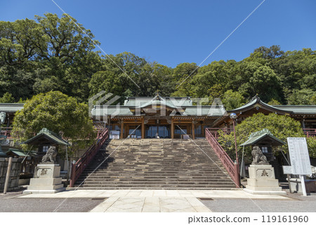 Chinzei Taisha Shrine Worship Hall of Suwa Shrine [Kaminishiyama Town, Nagasaki City, Nagasaki Prefecture] 119161960