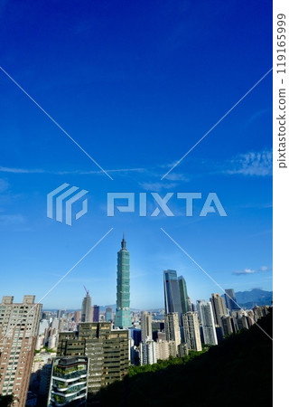 Cityscape "View of downtown Taipei from Xiangshan" 119165999