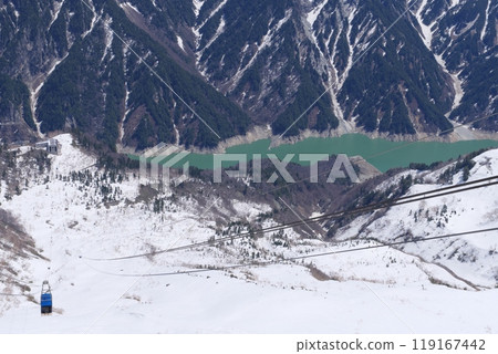 View of Tateyama Ropeway, Kurobedaira, and Lake Kurobe from Daikanbo Station on the Tateyama Kurobe Alpine Route in early May 119167442