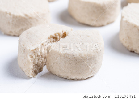 Christmas shortbread isolated on white background 119176481
