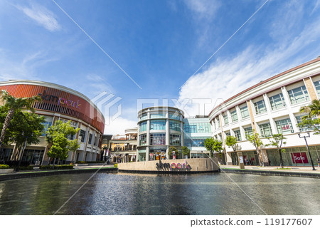 Panoramic view of SKM Park Outlets Kaohsiung, Taiwan. It is a brand-new type of compound lifestyle outlet of Shin Kong Mitsukoshi. Panoramic view of SKM Park Outlets Kaohsiung, Taiwan. It is a brand-new type of compound lifestyle outlet of Shin Kong Mitsukoshi. 119177607