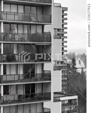 High rise buildings on foggy winter morning in a city High rise buildings on foggy winter morning in a city 119177912