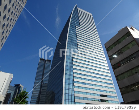 Nagoya Lucent Tower 119179059