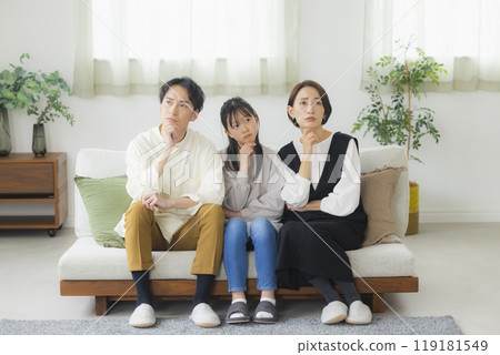 Thinking family 119181549