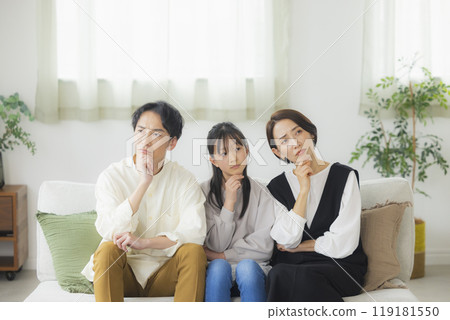 Thinking family 119181550