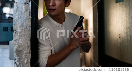 Male portrait　 119181986