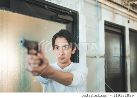 男性肖像』 119181989