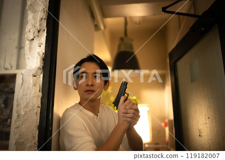 Male portrait　 119182007