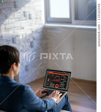 Male portrait　 119182048