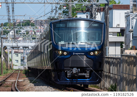 Sotetsu 12000 series (formation photo) Sotetsu 12000 series (formation photo) 119182526
