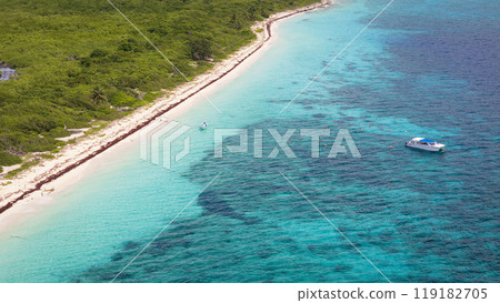 Top view of Catalina beach, tourist boat, crystal clear sea where people snorkel and beautiful sandy beach,summer concept,Caribbean sea.Catalina island.Dominican Republic. 119182705