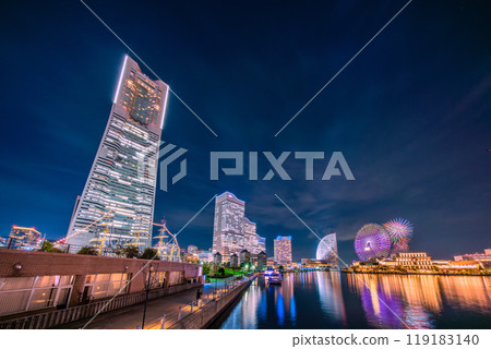 Yokohama cityscape in Japan - Fireworks, Yokohama Landmark Tower, and Minato Mirai cityscape (11th) 119183140