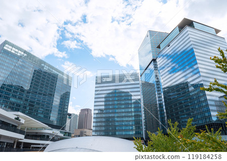 Scenery of Umeda, Osaka 119184258