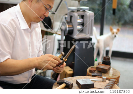 Gyeongsangnam-do, Jinju-si, Republic of Korea, October 11, 2024: Mr. Kim Myeong-su, the CEO of Jeonggeumgil Metalworking, is a person who lends gold to film companies. Gyeongsangnam-do, Jinju-si, Republic of Korea, October 11, 2024: Mr. Kim Myeong-su, the CEO of Jeonggeumgil Metalworking, is a person who lends gold to film companies. 119187893