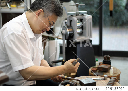 Gyeongsangnam-do, Jinju-si, Republic of Korea, October 11, 2024: Mr. Kim Myeong-su, the CEO of Jeonggeumgil Metalworking, is a person who lends gold to film companies. Gyeongsangnam-do, Jinju-si, Republic of Korea, October 11, 2024: Mr. Kim Myeong-su, the CEO of Jeonggeumgil Metalworking, is a person who lends gold to film companies. 119187911