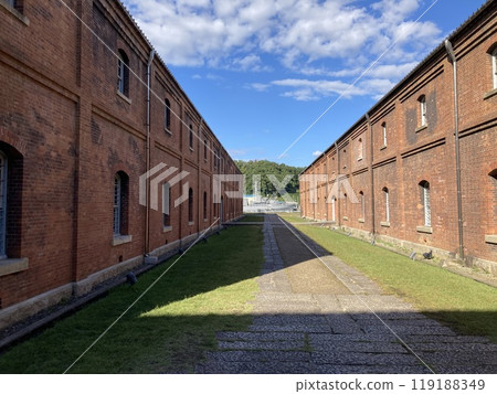 Brick warehouse 119188349