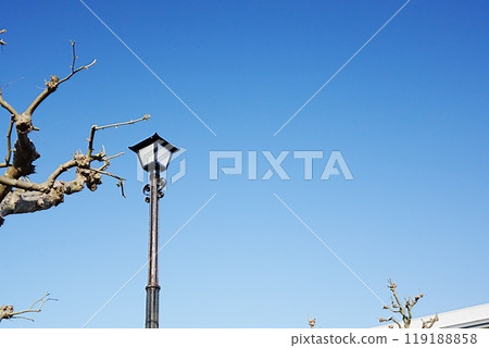 藍天和街燈 藍天和街燈 119188858