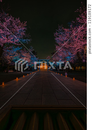 夜櫻參拜（靖國神社） 119189172