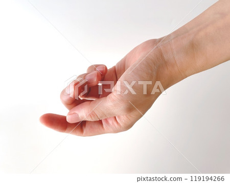 Female hand pose 119194266