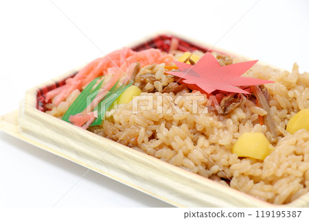 米, 煮熟的米飯, 釜飯, 日本料理, 小菜, 食品, 塑膠容器, 便當, 日本料理, 米, 日本料理, 米 119195387