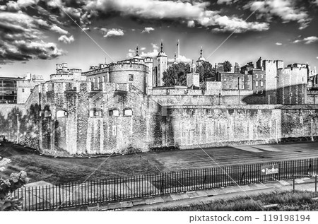 Tower of London, UK 119198194