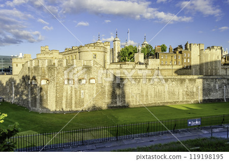 Tower of London, UK 119198195