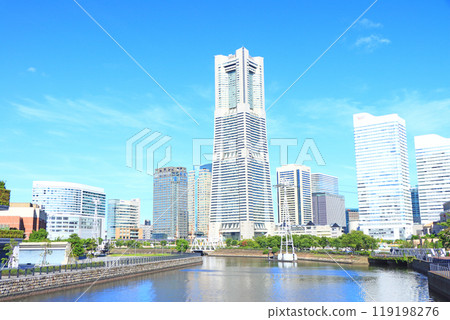 Yokohama Landmark Tower and surrounding scenery, Yokohama City, Kanagawa Prefecture 119198276