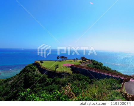 The Pacific Ocean as seen from Cape Chinen (Nanjo City, Okinawa Prefecture) 119200074