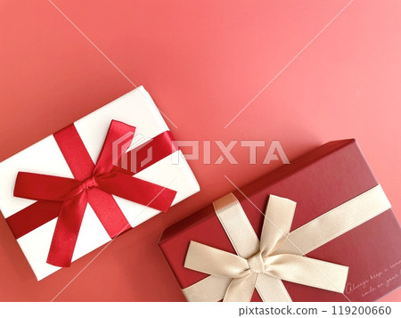 Two gift boxes lined up 119200660