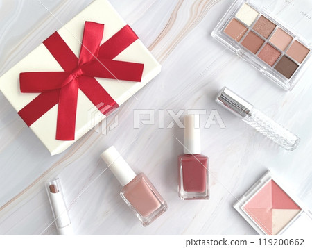 禮品盒和化妝品 119200662