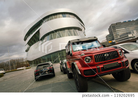 sEVERAL CARS (fantastic) next to Mersede-Benz Museum 119202695