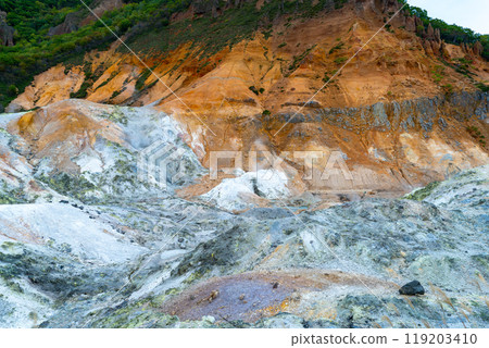 Scenery of Jigokudani in Noboribetsu Onsen, Hokkaido 119203410