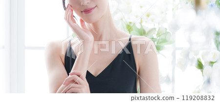 A woman with a beautiful smile (beauty and skin care) A woman with a beautiful smile (beauty and skin care) 119208832