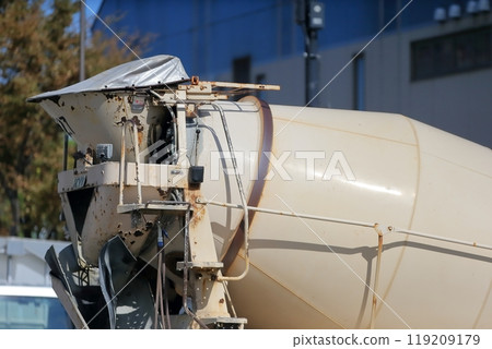 Agitator truck (concrete mixer truck) Agitator truck (concrete mixer truck) 119209179