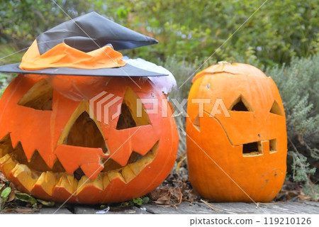 Halloween pumpkins in the city. Halloween in the town. Halloween and pumpkins Halloween pumpkins in the city. Halloween in the town. Halloween and pumpkins 119210126