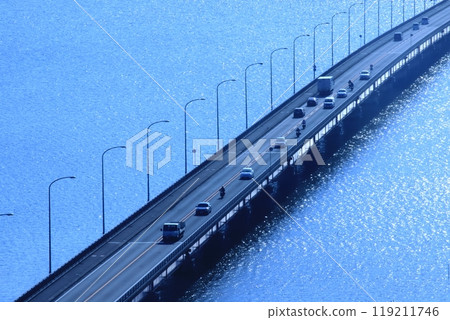 霞浦大橋 - 橫跨湖面的大橋的材料 霞浦大橋 - 橫跨湖面的大橋的材料 119211746