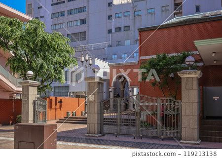 May 16 2024 Takemachi Oita Ginko Mae and Oita Bank Akarengakan May 16 2024 Takemachi Oita Ginko Mae and Oita Bank Akarengakan 119213138