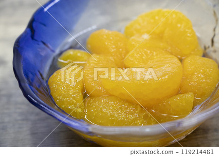 Canned mandarin orange 119214481