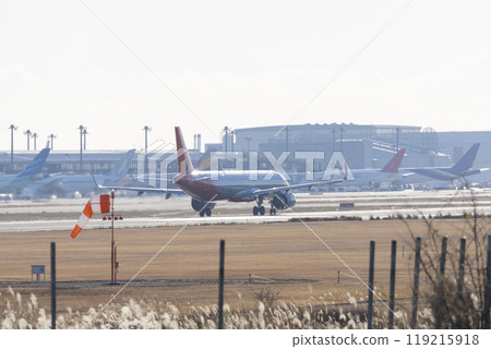 飛機起飛 飛機起飛 119215918